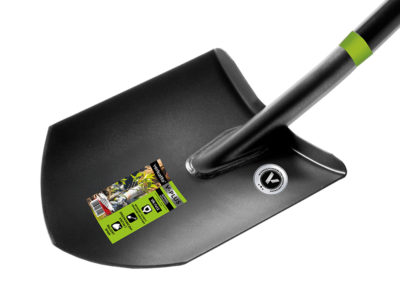 Szpadel spiczasty z metalowym trzonkiem V-PLUS